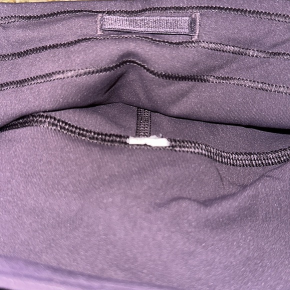 Lululemon Capri Leggings - Picture 7 of 7